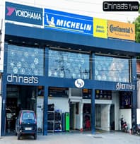 DHINAA’S TYRES SHOWROOM